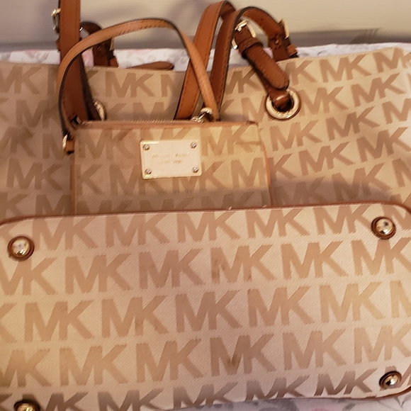 Handbags - Michael Kors*SOLD*
